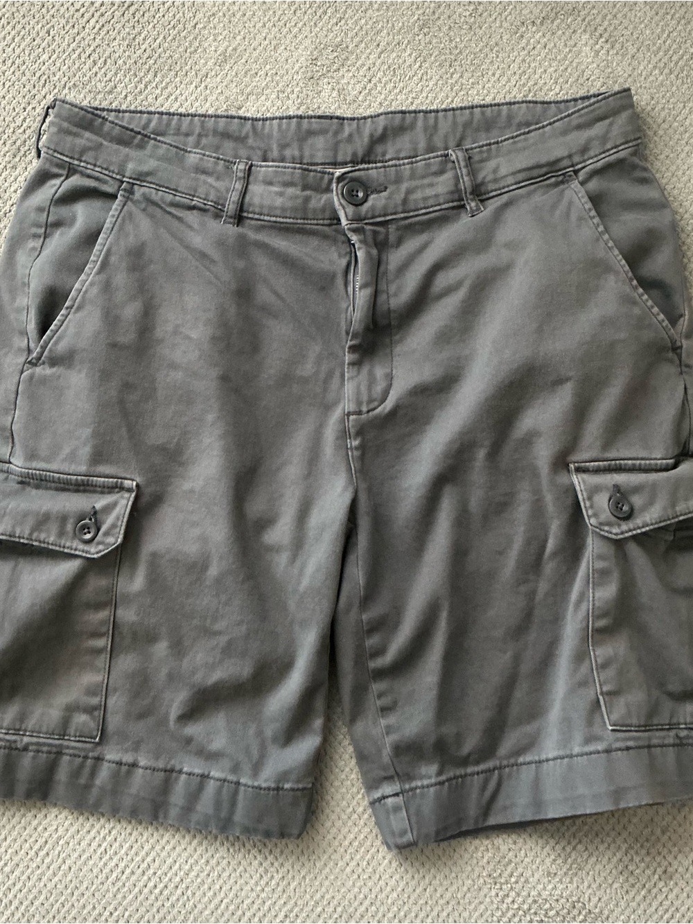 St. John's Bay Men's Gray Cargo Shorts